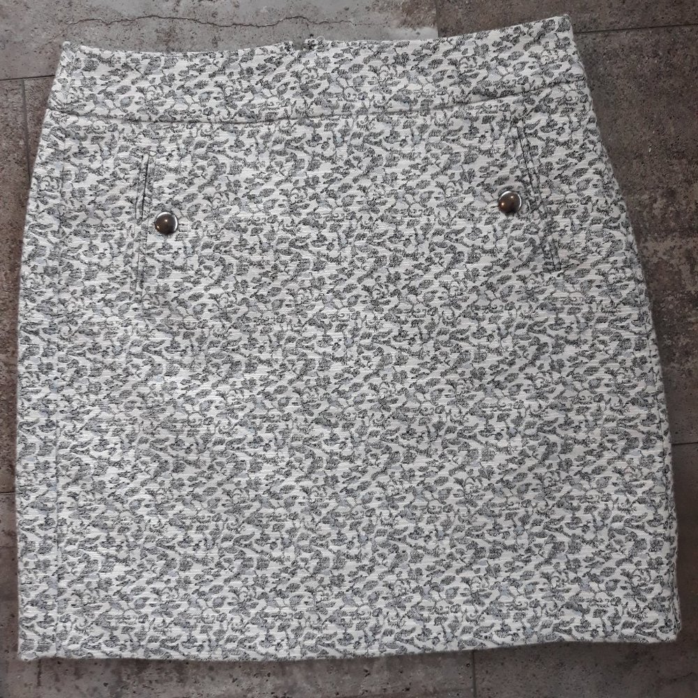 Ann Taylor LOFT Petites short  skirt size  2P